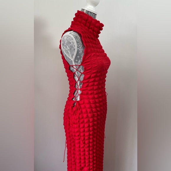Daisy Red Bubble Knit Lace Up Maxi Dress - Picture 5 of 10